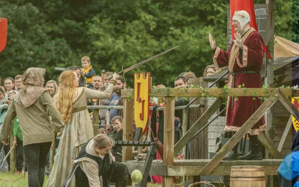 Loxwood Joust - Lady Helena takes on Lord Villian who surrenders as she wields her sword
